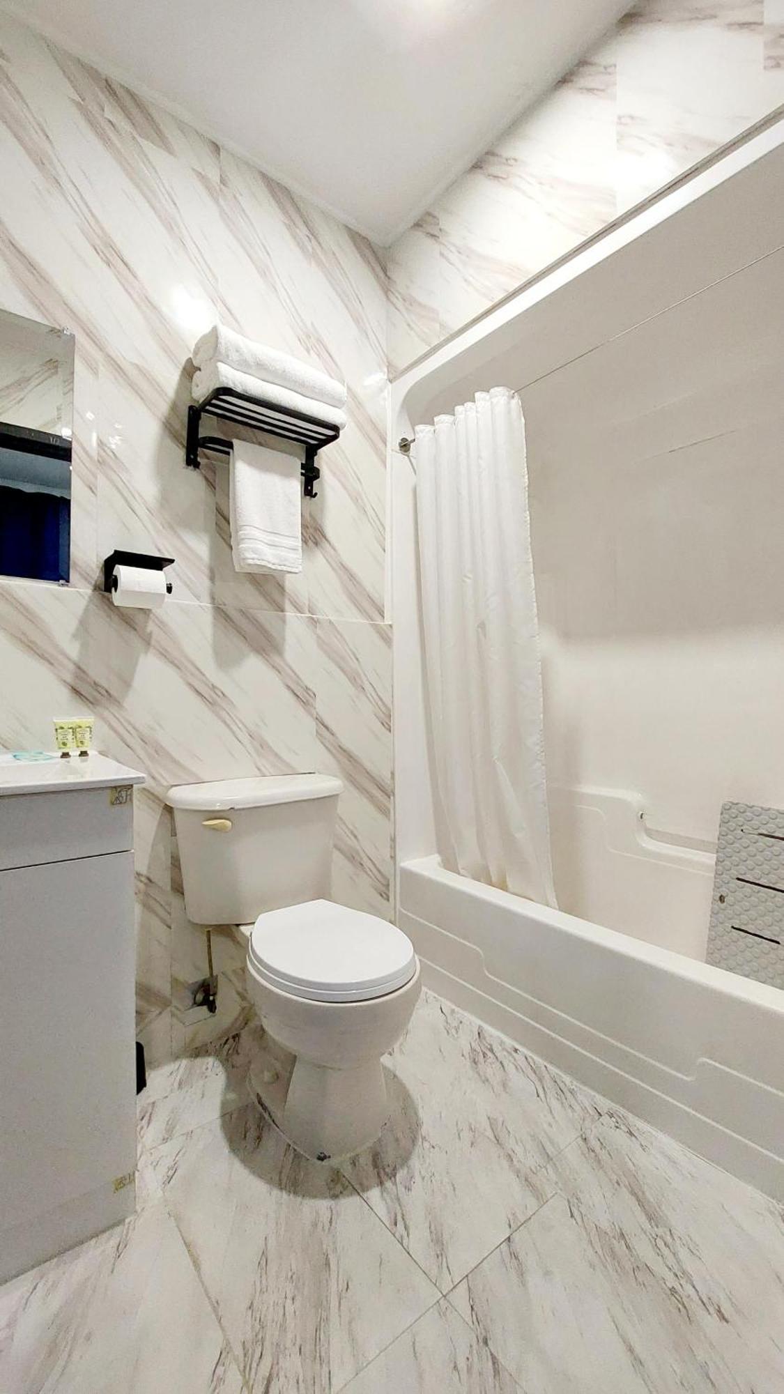 Apd Hotel Montreal Bagian luar foto